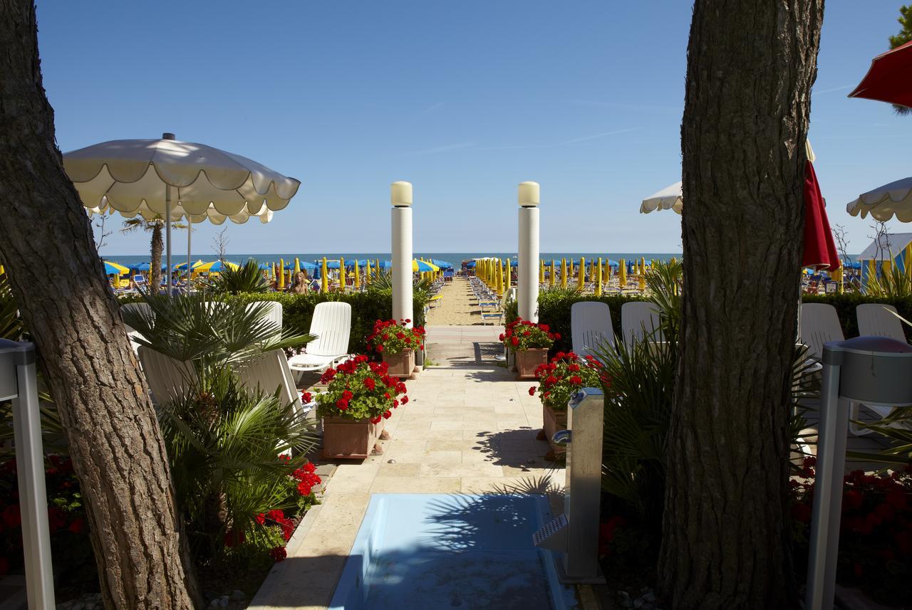 Termini Beach Hotel & Suites Lido di Jesolo Exterior photo